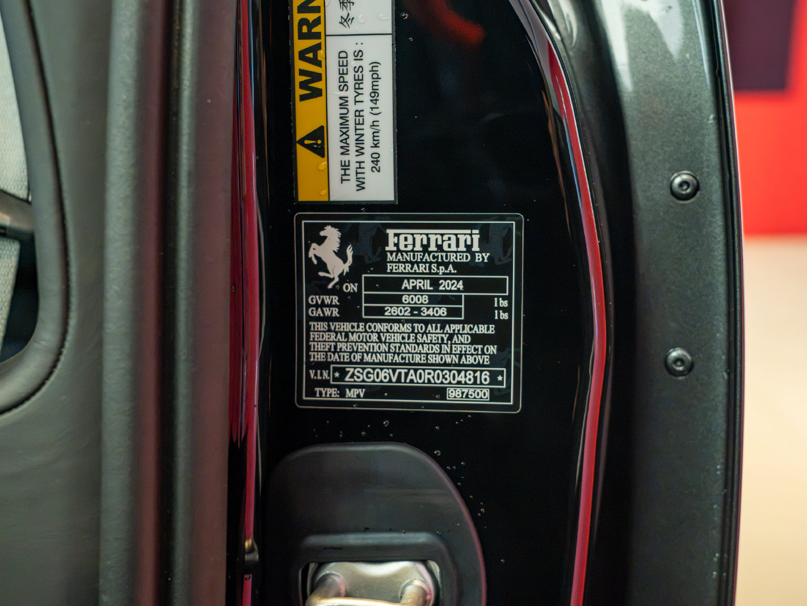 Used 2024 Ferrari Purosangue AWD/4WD image 34