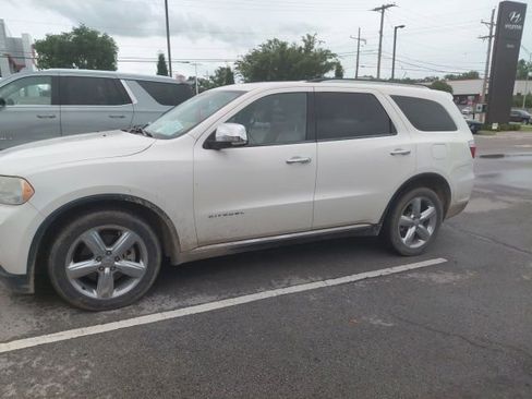 Used 2012 Dodge Durango Citadel RWD image 3