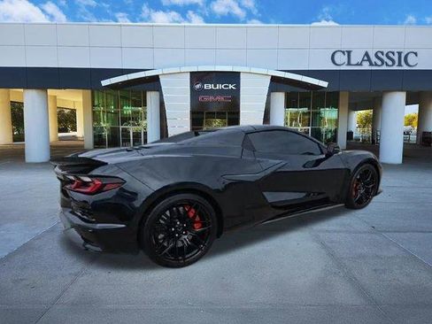 Used 2024 Chevrolet Corvette Z06 RWD image 8
