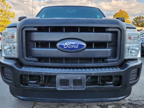 Used 2015 Ford F250 XL w/ Power Equipment Group image 4