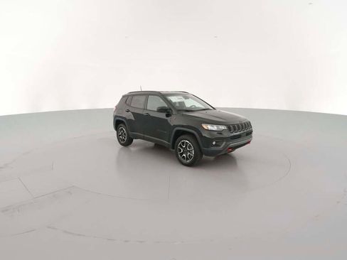New 2026 Jeep Compass Trailhawk image 16