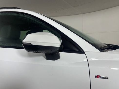 Certified 2025 Audi Q3 2.0T Premium w/ Convenience Package image 10