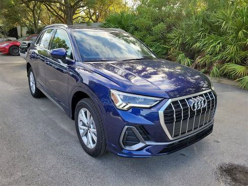 New 2025 Audi Q3 2.0T Premium image 2