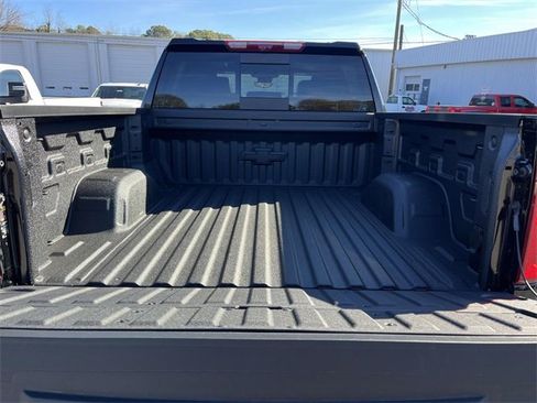 New 2026 Chevrolet Silverado 1500 High Country image 5