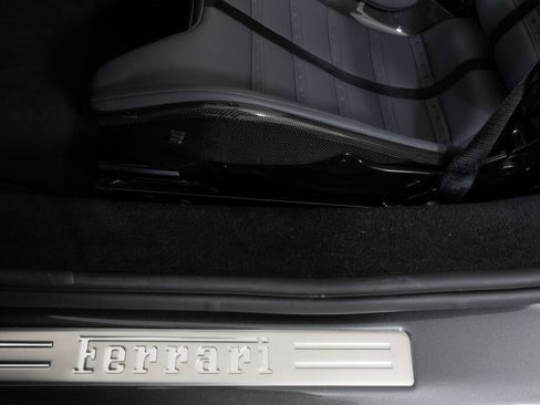 Used 2025 Ferrari 296 GTS image 27