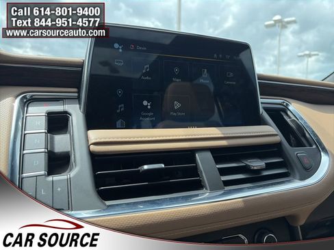 Used 2023 Chevrolet Suburban Premier AWD/4WD image 24