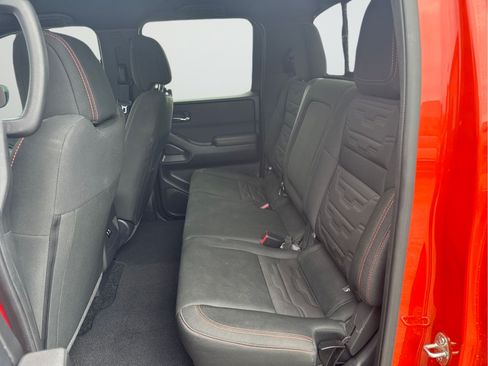 Certified 2025 Nissan Frontier PRO-4X AWD/4WD image 26