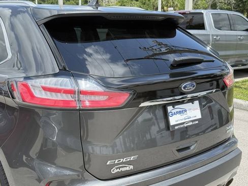 Used 2019 Ford Edge SEL w/ Equipment Group 201A FWD image 10