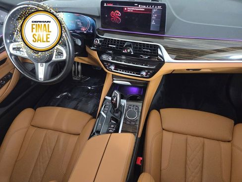 Used 2022 BMW 530i xDrive w/ M Sport Package image 23
