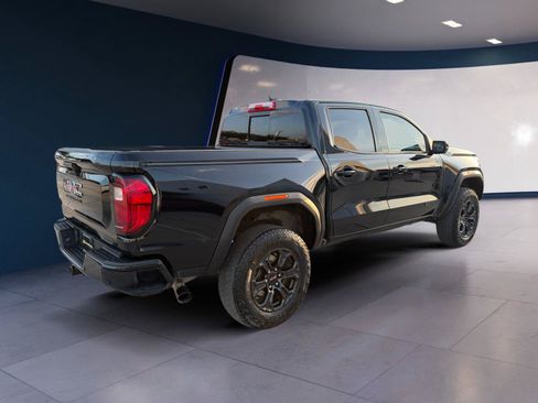 Used 2024 GMC Canyon Elevation w/ Elevation Premium Package RWD image 5