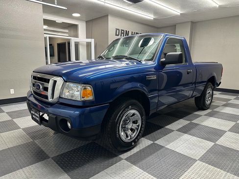 Used 2011 Ford Ranger XLT image 2