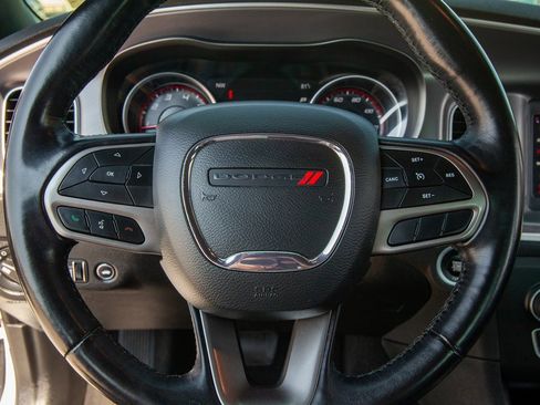 Used 2021 Dodge Charger SXT w/ Leather Interior Group image 17