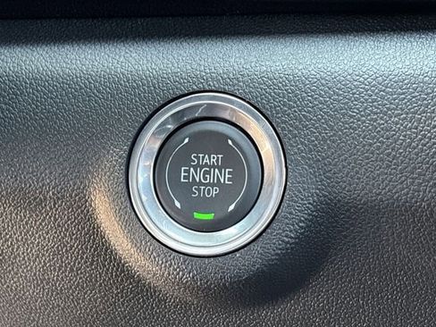New 2026 GMC Terrain AT4 AWD/4WD image 17