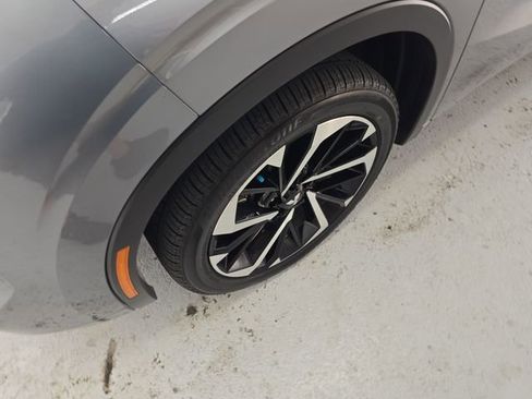 Used 2024 Mitsubishi Outlander SEL image 9