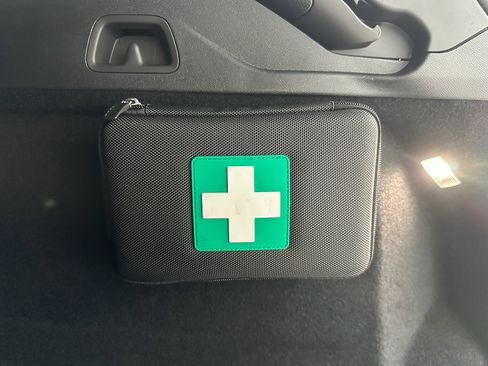 Used 2024 Volvo XC60 B5 Ultimate w/ Protection Package Premier image 33