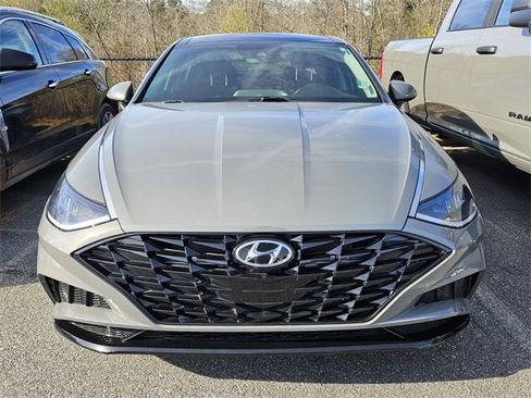 Used 2021 Hyundai Sonata SEL w/ Convenience Package image 2