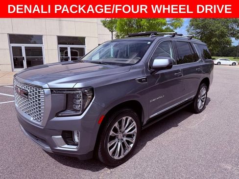 Used 2022 GMC Yukon Denali AWD/4WD image 3