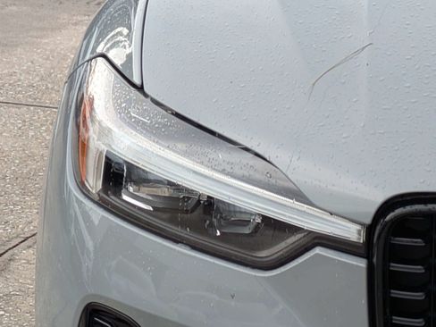 Used 2024 Volvo XC60 B5 Plus w/ Protection Package Premier AWD/4WD image 10