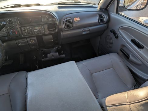 Used 2002 Dodge Ram 2500 Truck 4x4 Quad Cab image 11