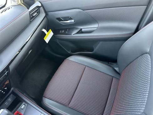 New 2026 Nissan Kicks SR w/ SR Premium Package image 27