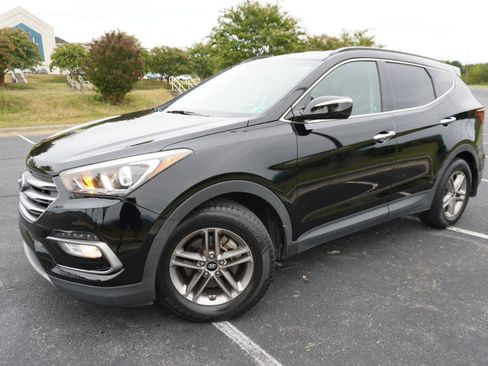 Used 2017 Hyundai Santa Fe Sport image 5