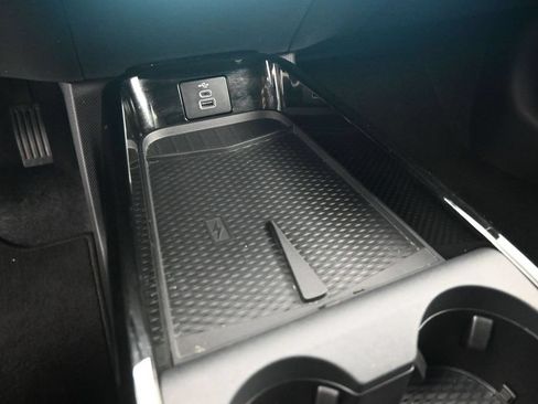 Certified 2025 Ford Mustang Mach-E Select RWD image 17