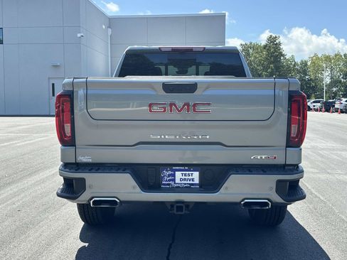 Used 2024 GMC Sierra 1500 AT4 w/ Technology Package AWD/4WD image 25