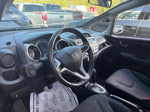 Used 2011 Honda Fit Sport image 16