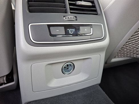 Certified 2023 Audi A4 2.0T Premium w/ Convenience Package image 11