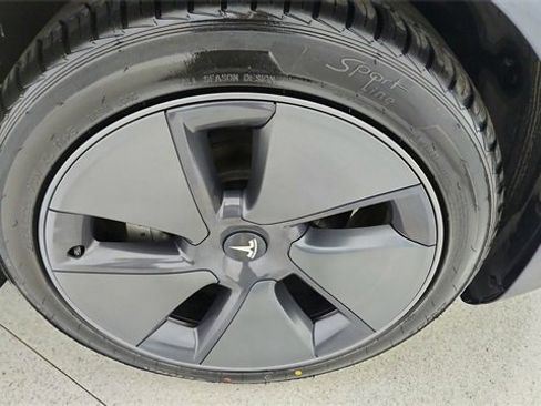 Used 2023 Tesla Model 3 Standard Range image 55