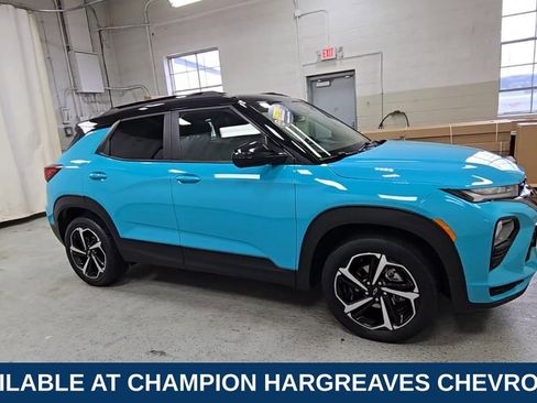 Certified 2021 Chevrolet TrailBlazer RS w/ Sun and Liftgate Package image 2