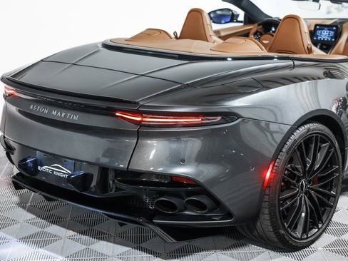 Used 2021 Aston Martin DBS Superleggera Volante image 10