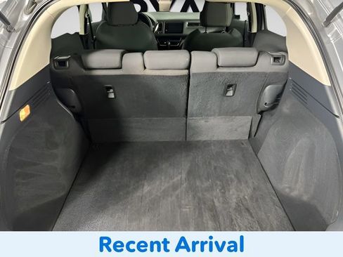 Used 2019 Honda HR-V EX image 9