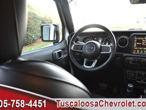 Used 2023 Jeep Wrangler Unlimited Sahara w/ Cold Weather Group AWD/4WD image 26