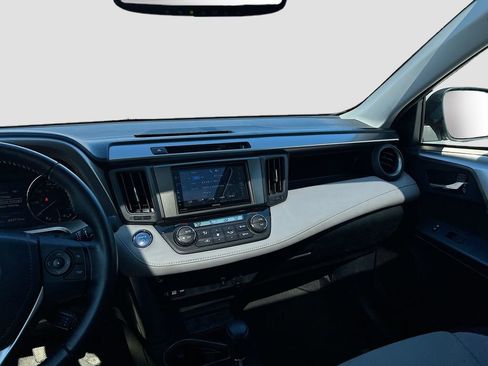 Used 2016 Toyota RAV4 XLE image 24