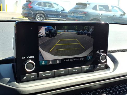 Used 2025 Honda Accord SE image 17
