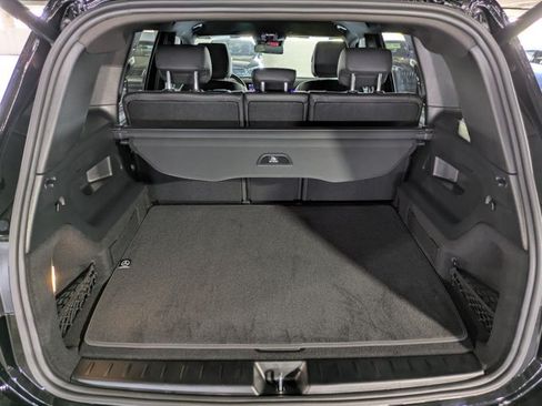 Used 2025 Mercedes-Benz GLB 250 image 10