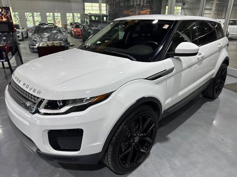 Used 2018 Land Rover Range Rover Evoque AWD/4WD image 1