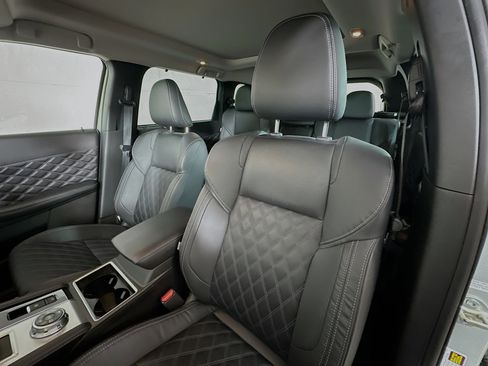 Used 2023 Mitsubishi Outlander SEL 40th Anniversary image 21