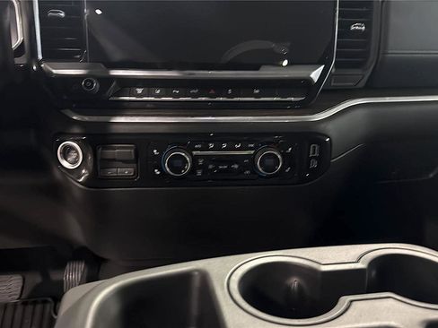 New 2026 Chevrolet Silverado 3500 LT w/ All Star Edition image 19