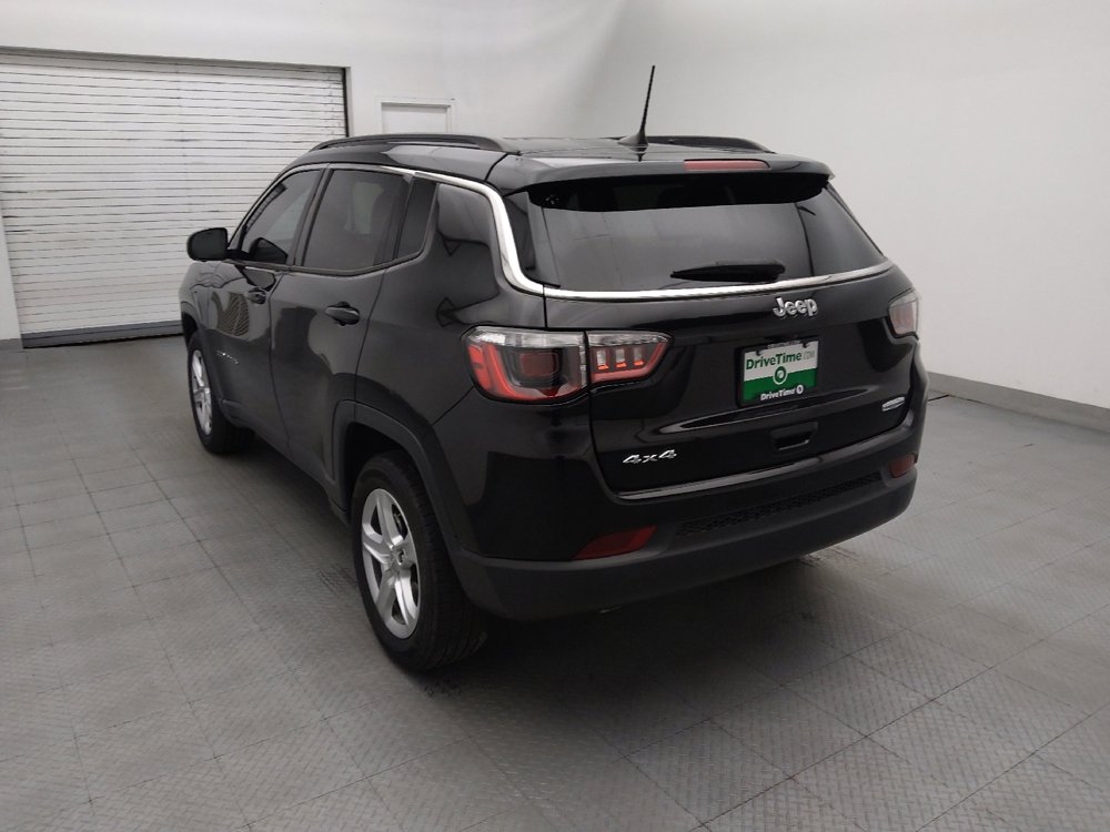 Used 2023 Jeep Compass Latitude w/ Convenience Group AWD/4WD image 5