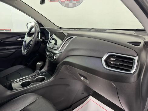 Used 2021 Chevrolet Equinox LT AWD/4WD image 12