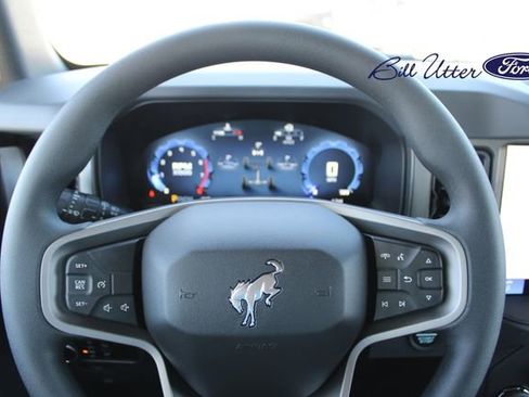 New 2025 Ford Bronco 4-Door image 16