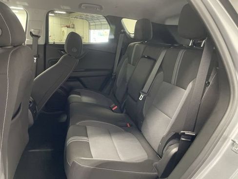Used 2025 Chevrolet Blazer LT FWD image 14
