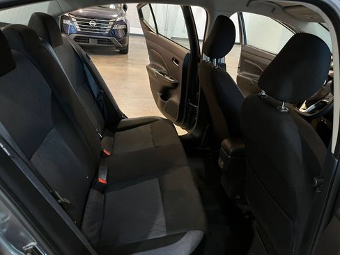 Used 2025 Nissan Versa SV FWD image 36