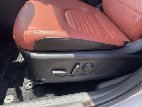 Used 2024 Kia Sportage SX FWD image 21