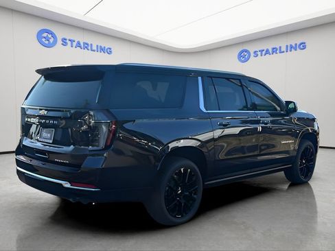 New 2026 Chevrolet Suburban Premier AWD/4WD image 5