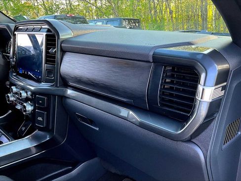 Used 2022 Ford F150 XLT w/ Equipment Group 302A High image 16