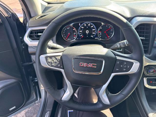 Used 2023 GMC Acadia SLT w/ Elevation Edition FWD image 9