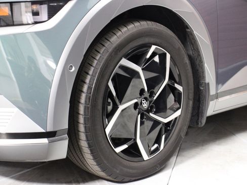 Used 2024 Hyundai Ioniq 5 Limited image 60